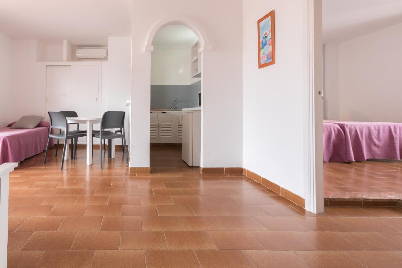 Apartamentos Orosol 2 By Typic Hotels San Antonio  Eksteriør billede