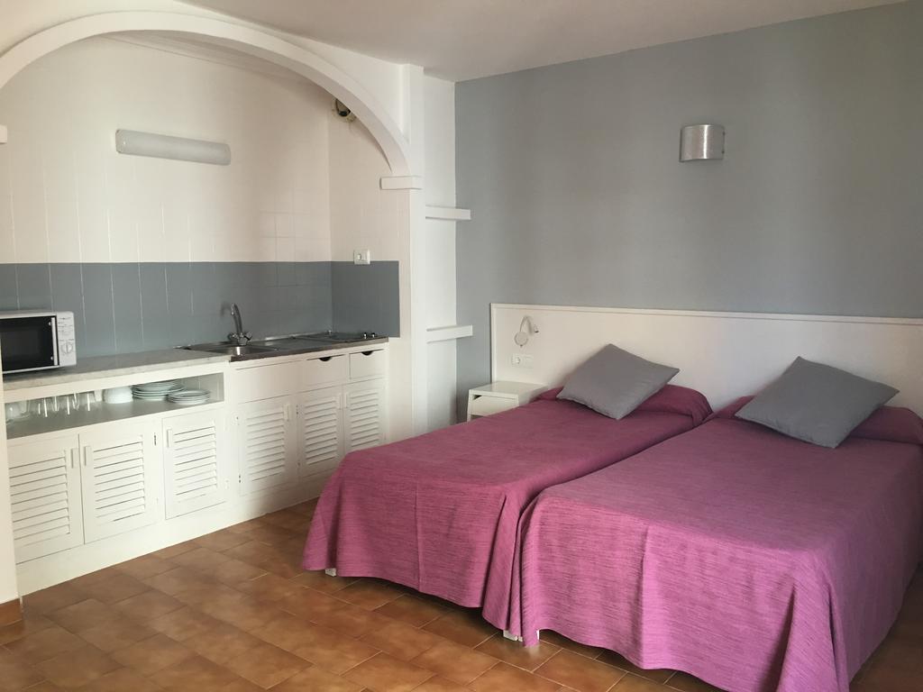 Apartamentos Orosol 2 By Typic Hotels San Antonio  Eksteriør billede