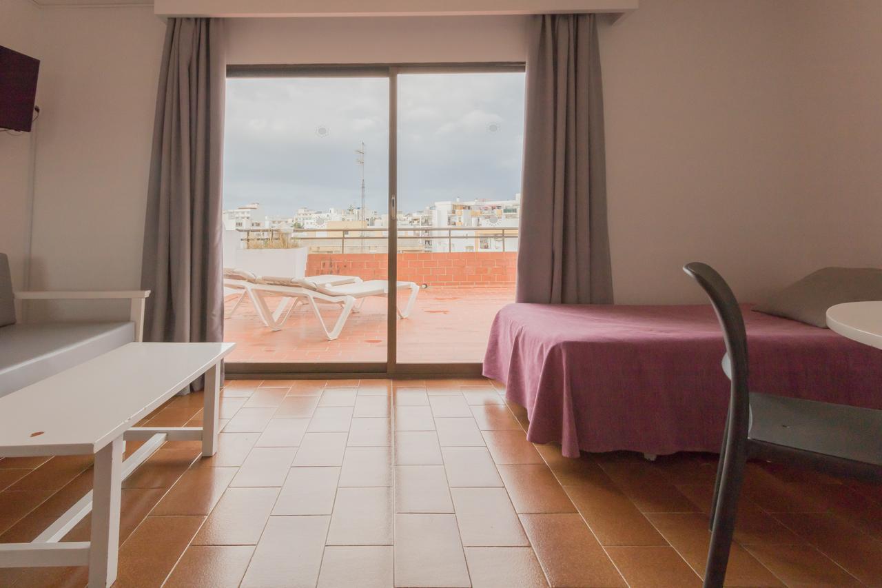 Apartamentos Orosol 2 By Typic Hotels San Antonio  Eksteriør billede