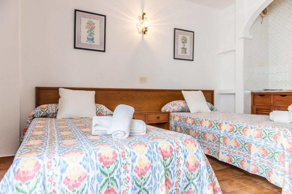 Apartamentos Orosol 2 By Typic Hotels San Antonio  Eksteriør billede