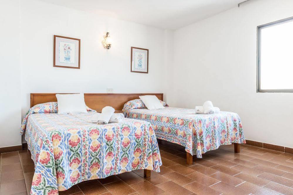 Apartamentos Orosol 2 By Typic Hotels San Antonio  Eksteriør billede