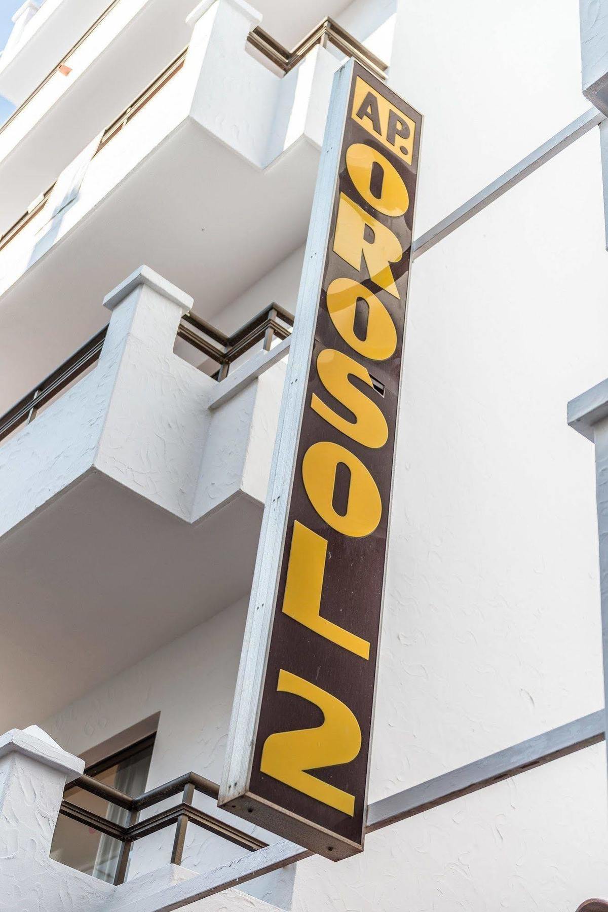 Apartamentos Orosol 2 By Typic Hotels San Antonio  Eksteriør billede