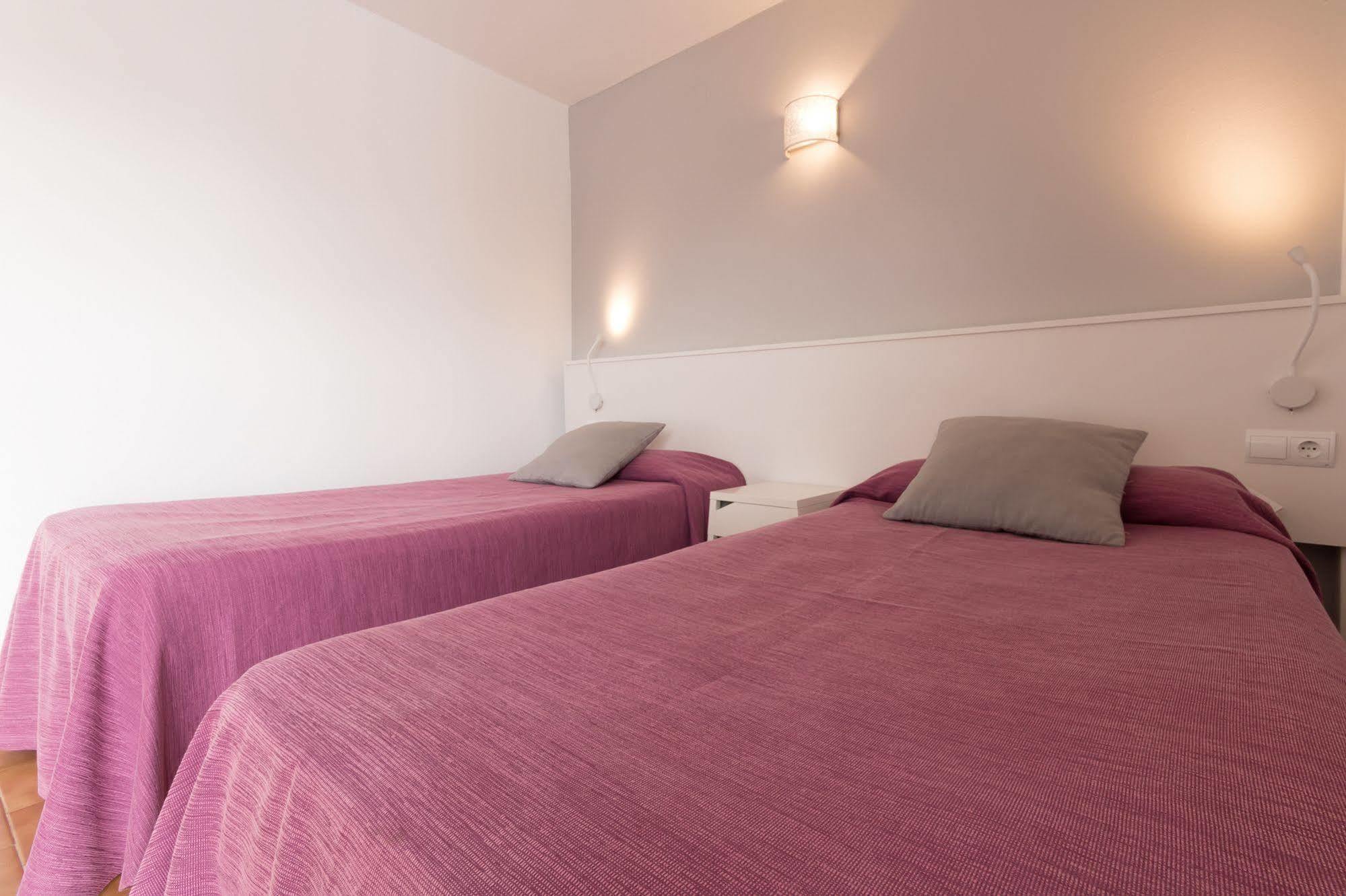 Apartamentos Orosol 2 By Typic Hotels San Antonio  Eksteriør billede