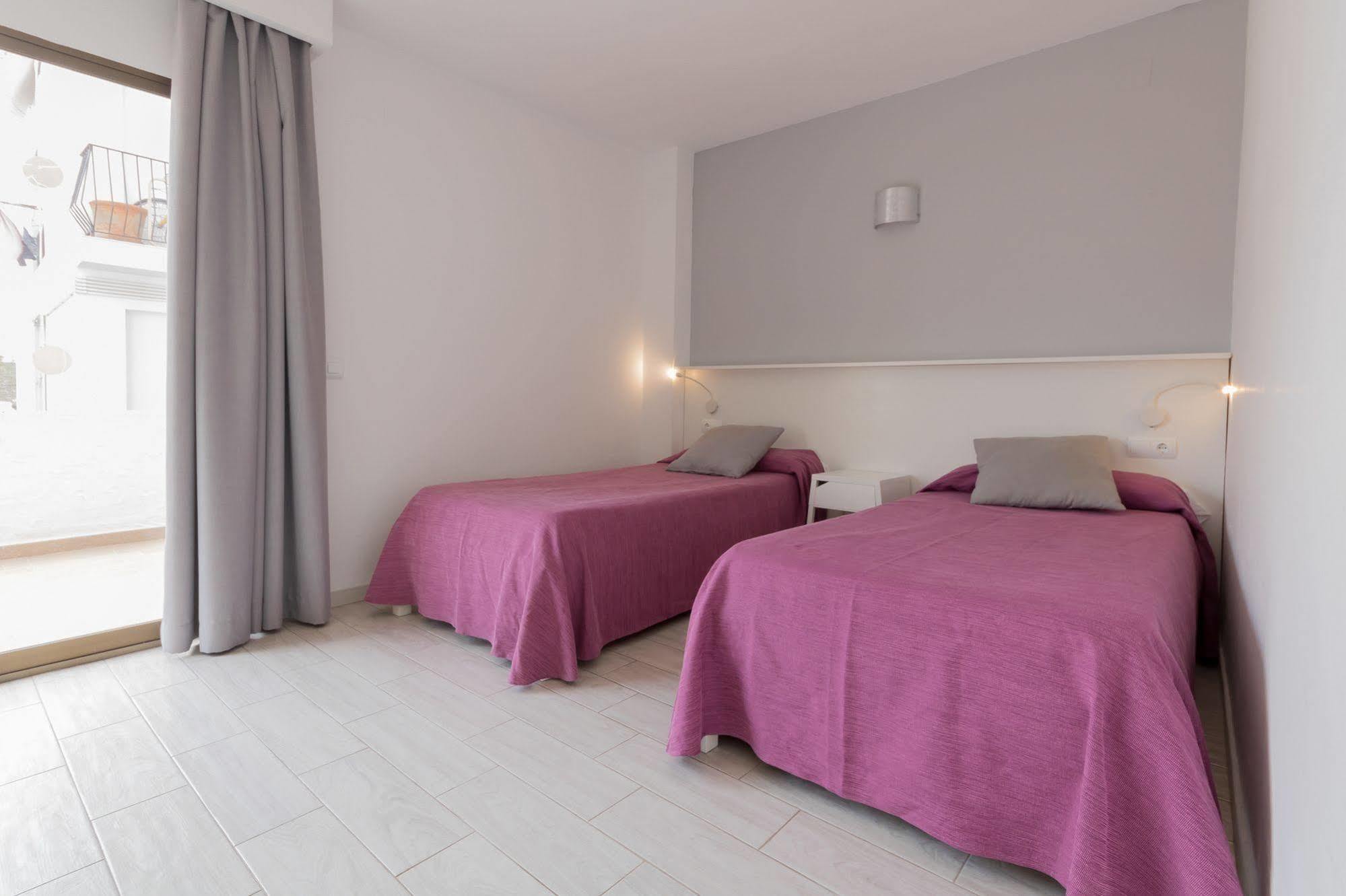 Apartamentos Orosol 2 By Typic Hotels San Antonio  Eksteriør billede
